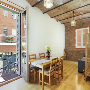  Apartamento Great In Sagrada Familia With Balcony